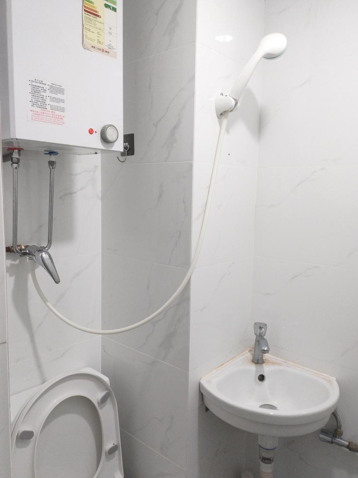 Apartment Newly Renovated With Kitchenette And Bathroom Washing Machine Wifi 5 Mins Walk To Mtr *